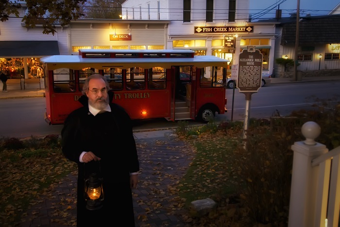 Resized-Bob-Noble-House-Picture